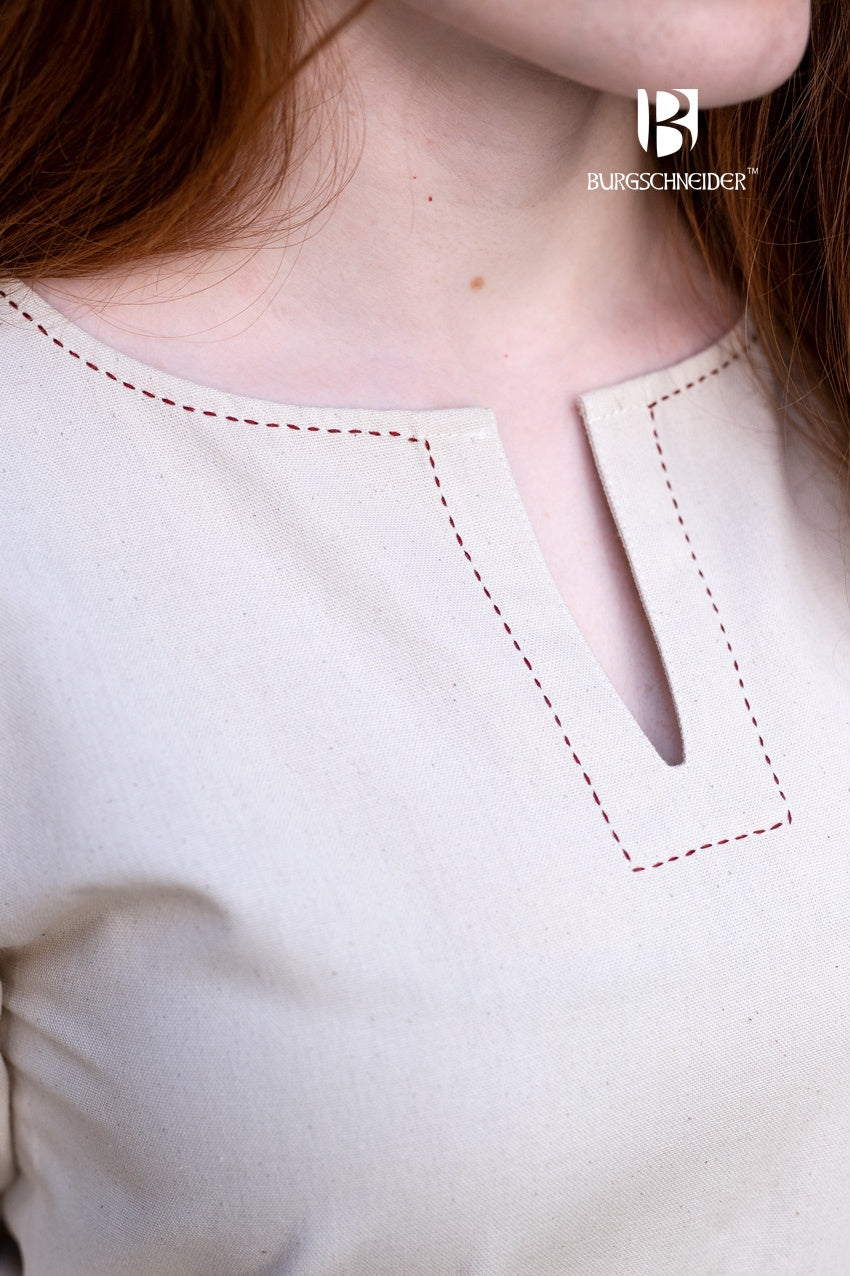 \"Debajo del vestido, femenino y natural\"